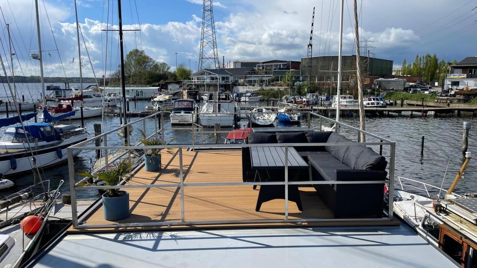 Premium Hausboot Blaue Lagune Lübeck Exterior foto